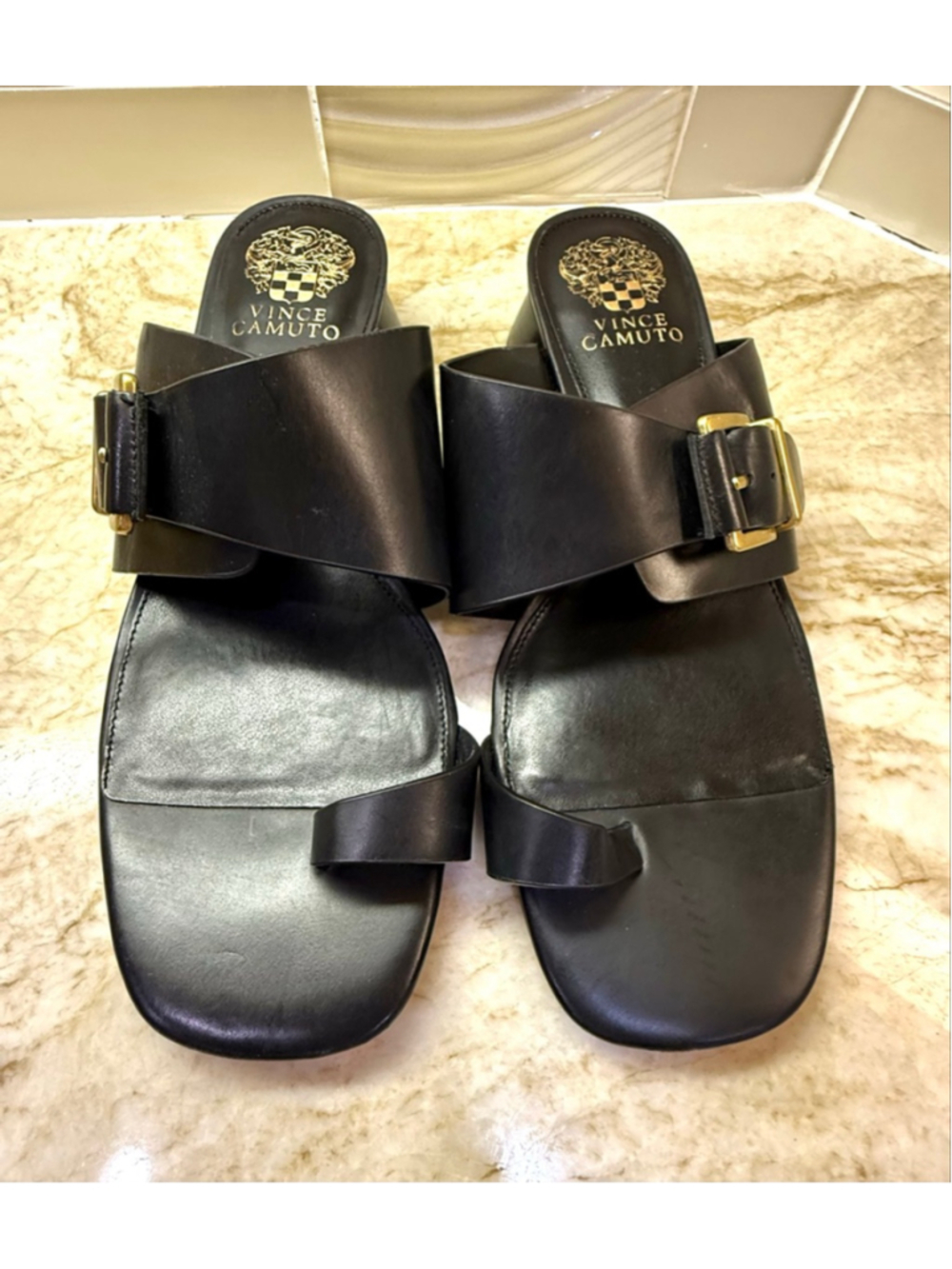 Vince Camuto Black Leather Buckle Sandals Size 9 toe loop funky heel shape.